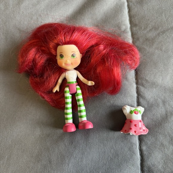 Hasbro Other - 2008 Strawberry Shortcake 3" Doll Kidcore Retro Plastic Dress Fun Collectible